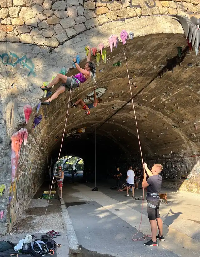 Скелелазіння і слеклайн — Ukrainian Runners in Barcelona